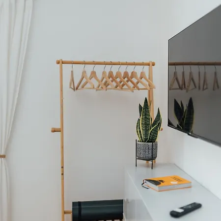 Apartman Cozy Old Town With Sunny Terrace Vila do Bispo