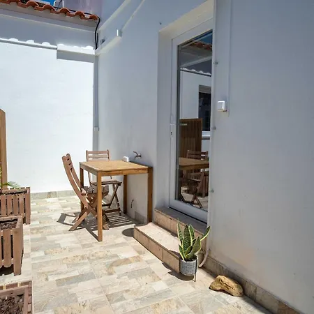 Cozy Old Town With Sunny Terrace Apartman