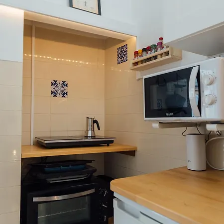 Cozy Old Town With Sunny Terrace Daire Vila do Bispo